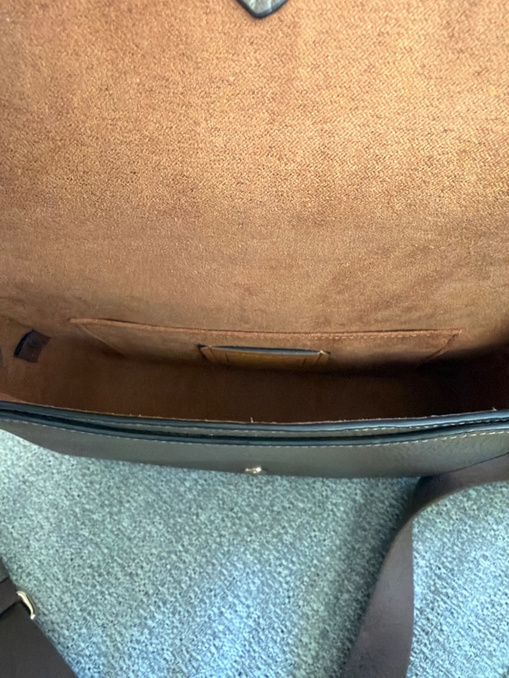 Coach Amelia Saddle Bag - Picture 2 of 3